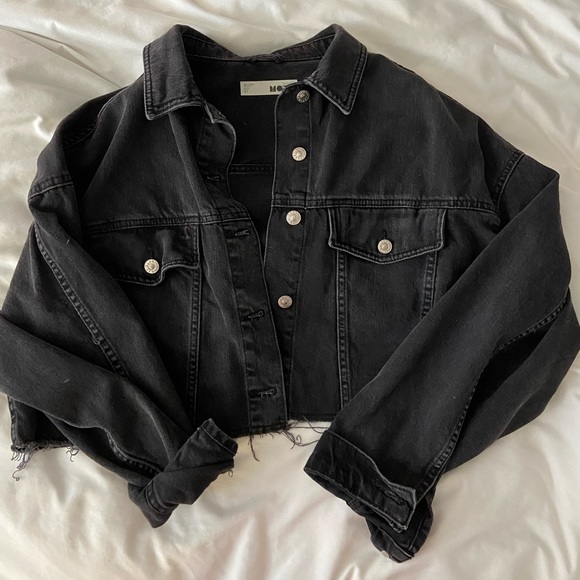 Topshop Jackets & Blazers - ❌SOLD❌ Topshop Moto Raw Hem Cropped Black Denim Jacket